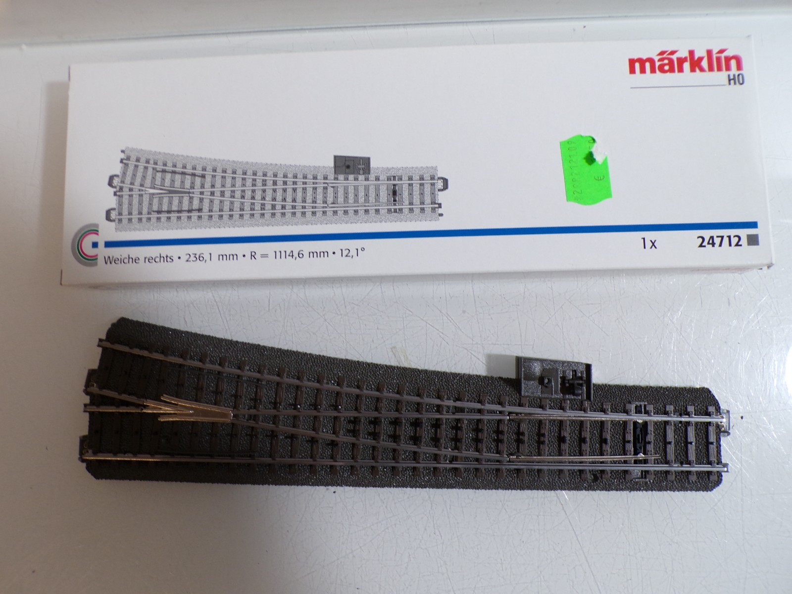Märklin H0 24712 schlanke Weiche rechts siehe Foto in OVP PK2965