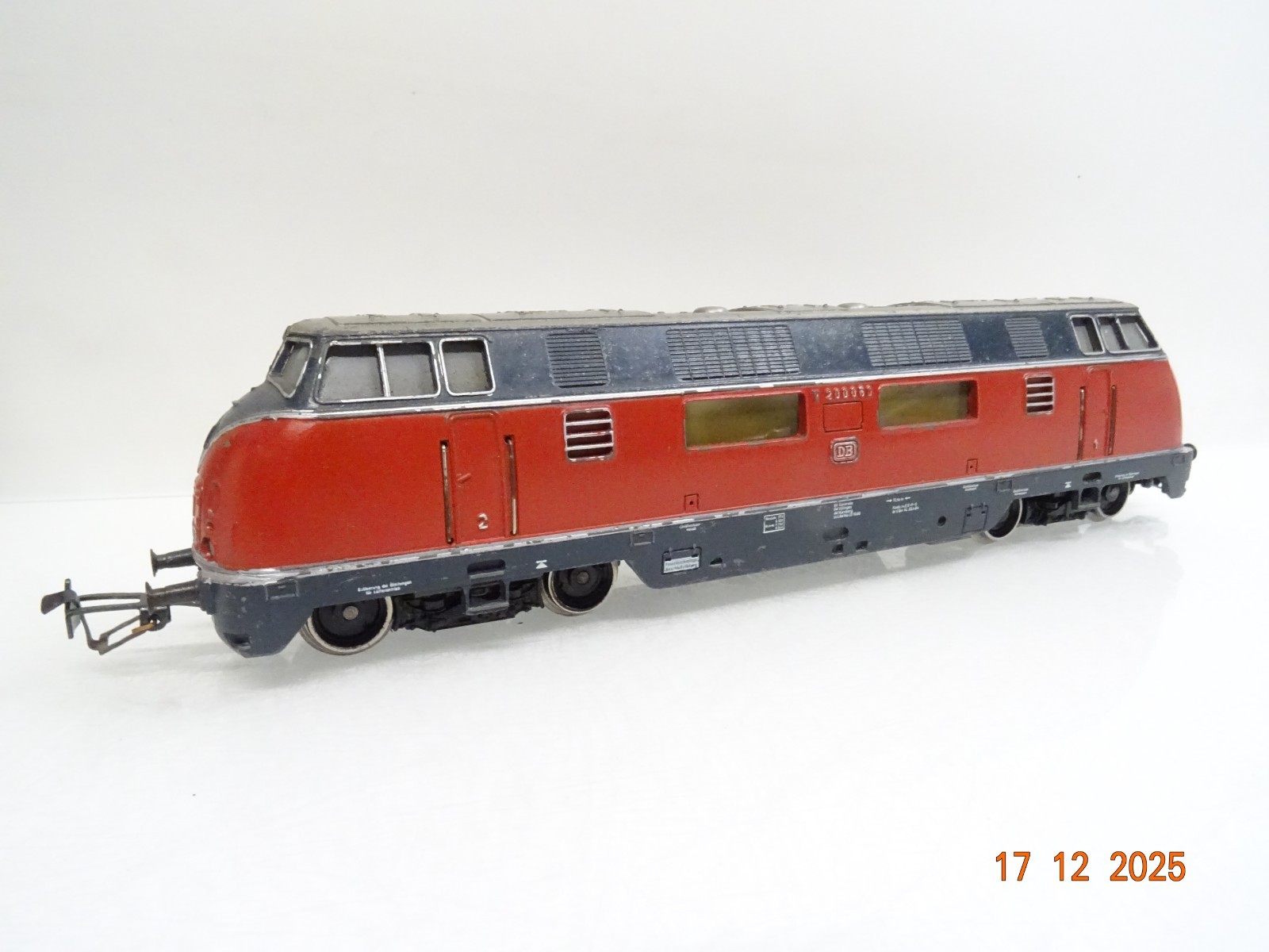 Märklin H0 3021 Diesellok V 200 060 der DB Metall in EVP JL5176 – Bild 3