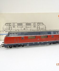 Märklin H0 3021 Diesellok V 200 060 der DB Metall in EVP JL5176