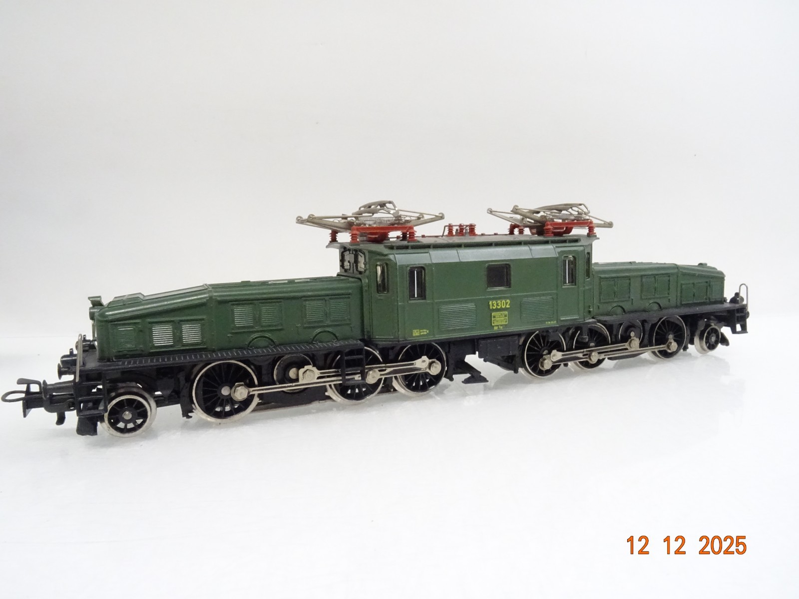 Märklin H0 3056 Schweiz E-Lok Be 6/8 III 13302 Krokodil der SBB in OVP JL5069 – Bild 3