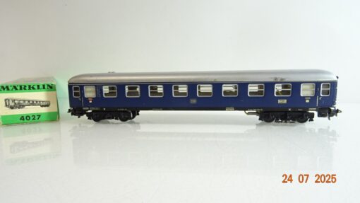 Märklin H0 4027 Personenwagen 1.Kl. mit Licht der DB Blech in OVP PR9194