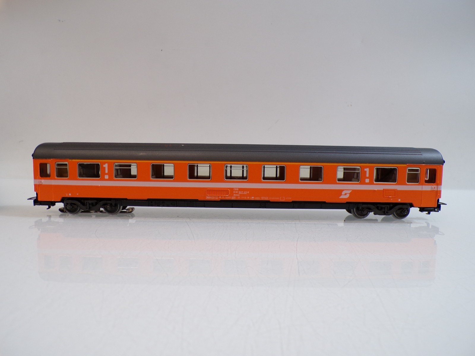 Märklin H0 4149 Personenwagen 1.Kl. der ÖBB in OVP mit Licht BH2010 – Bild 3