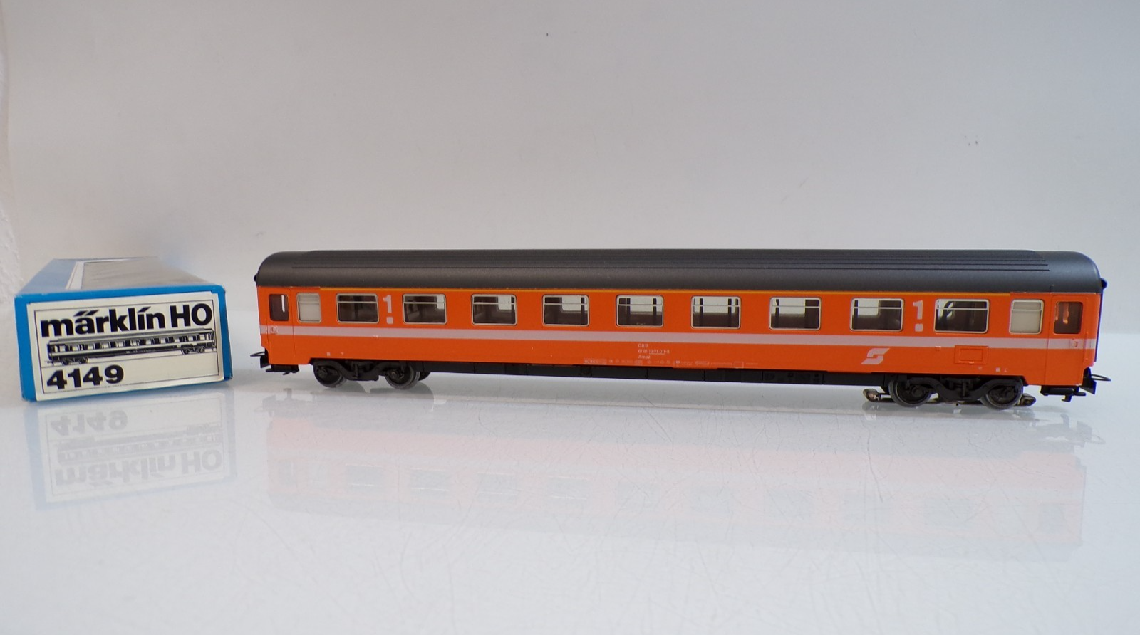 Märklin H0 4149 Personenwagen 1.Kl. der ÖBB in OVP mit Licht BH2010