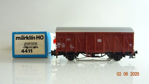 Märklin H0 4411 gedeckter Güterwagen mit Schlußlaterne der DB in OVP PR8128