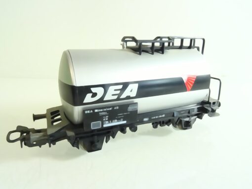Märklin H0 4750 Kesselwagen DEA der DB RR2354 o.