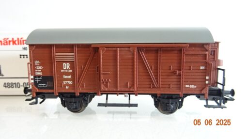 Märklin H0 48810-05 gedeckter Güterwagen mit Bremserhaus der DR in OVP PR8245 – Bild 3