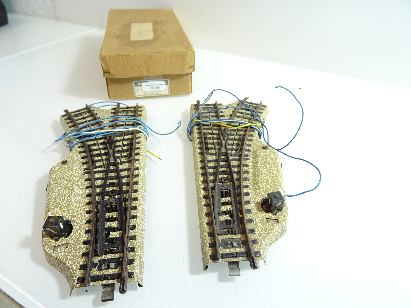 Märklin H0 5118 M-Gleis elekt. Weichenpaar siehe Foto in OVP CK470