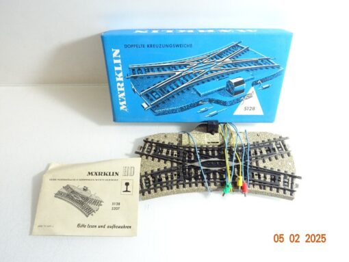 Märklin H0 5128 Doppelte Kreuzungsweiche siehe Foto in OVP CK5777