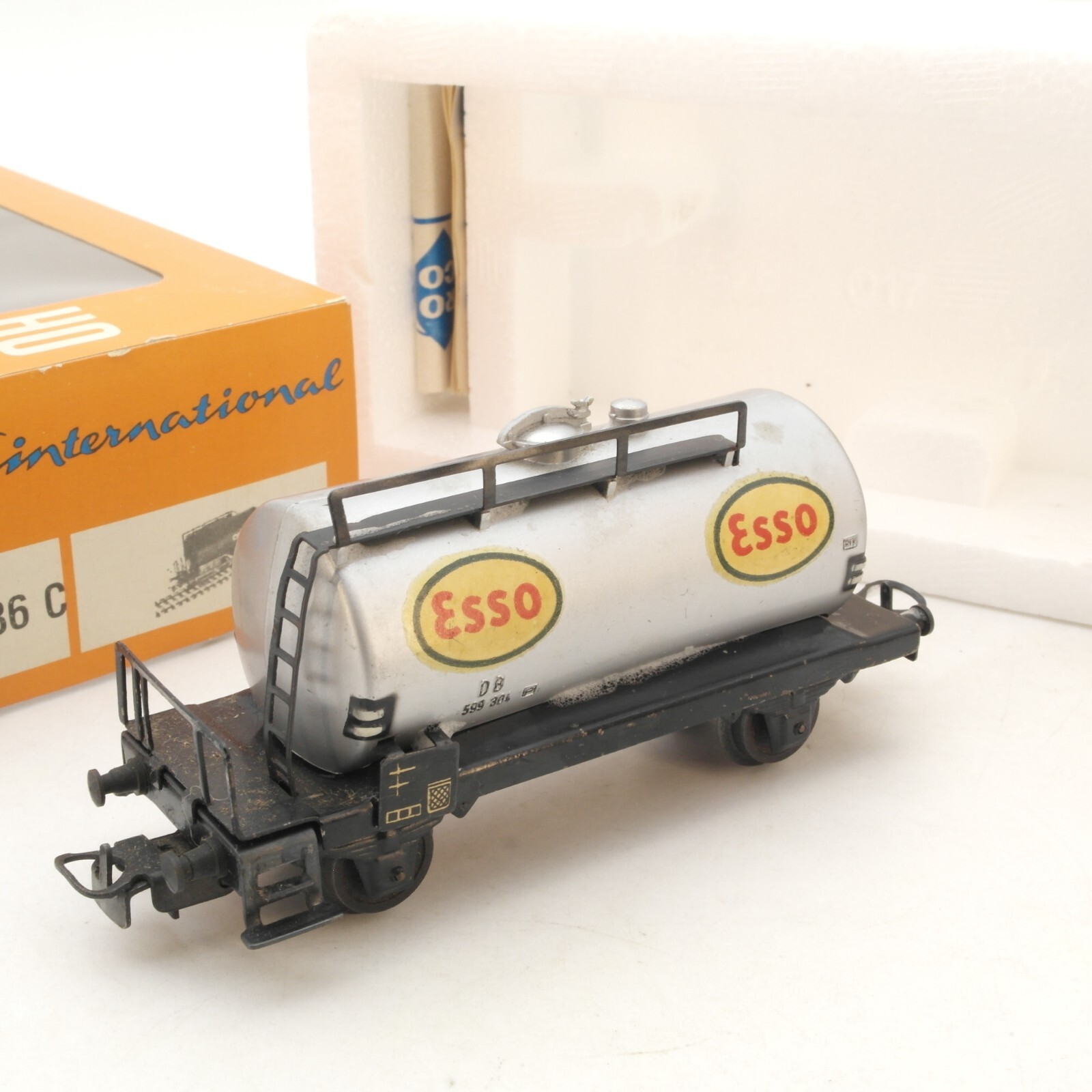 Märklin H0 Kesselwagen Esso 599 304 der DB in EVP RG5174 – Bild 3