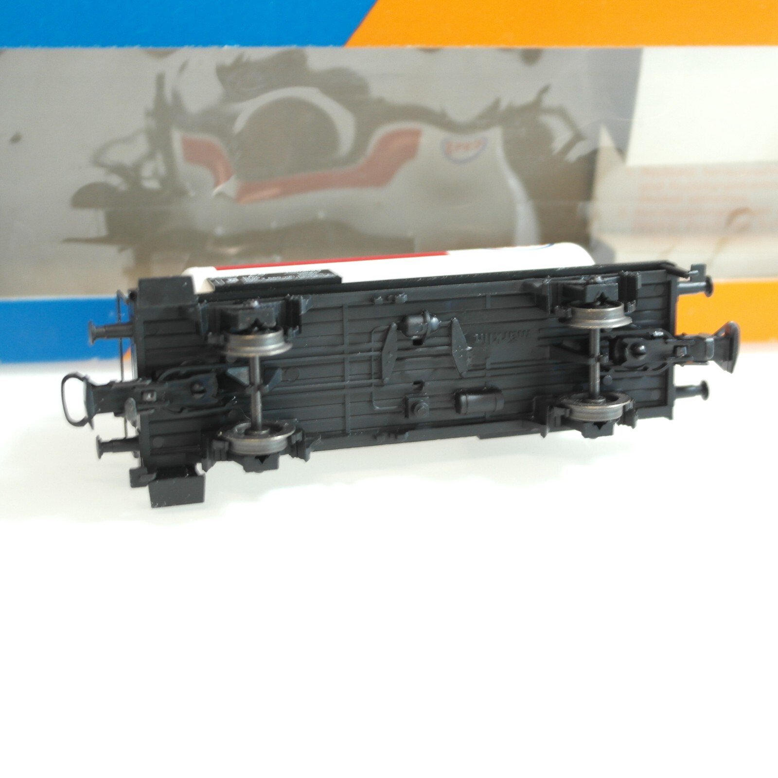Märklin H0 Kesselwagen Esso der DB in EVP RG1798 – Bild 3