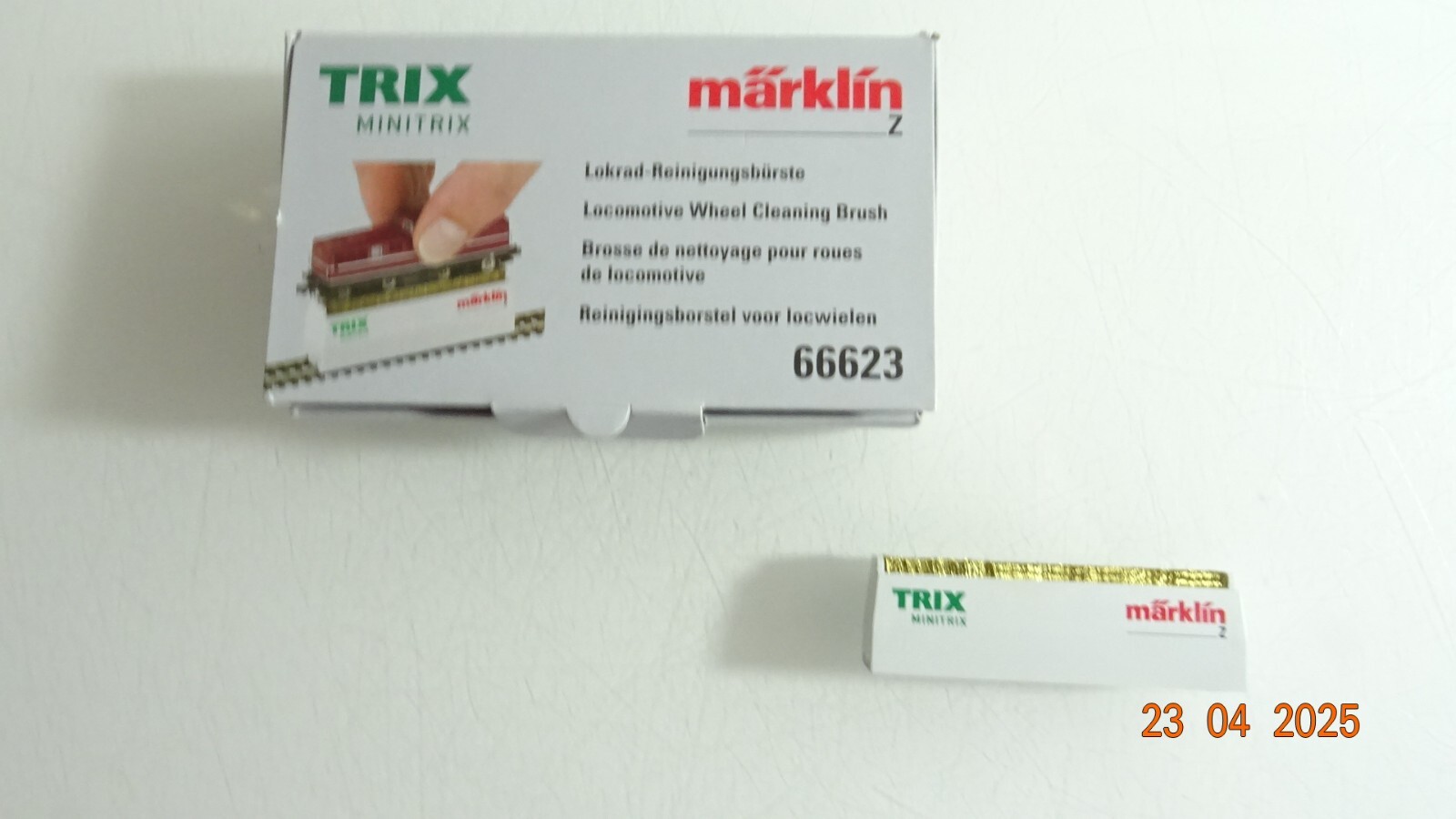 Märklin Trix Z 66623 Lokrad Reinigungsbürste siehe Foto in OVP CK7685