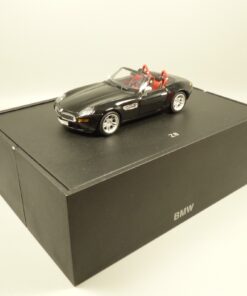 Minichamps 1:43 80420007671 BMW Z8 Roadster schwarz IAA 1999 in Box EX8570