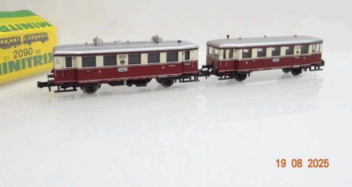 Minitrix N 51 2093 00 Schienenbus VT 135 mit Beiwagen der DRG in EVP JL2398