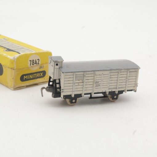 Minitrix N 7842 gedeckter Güterwagen mit Bremserhaus in OVP RR207