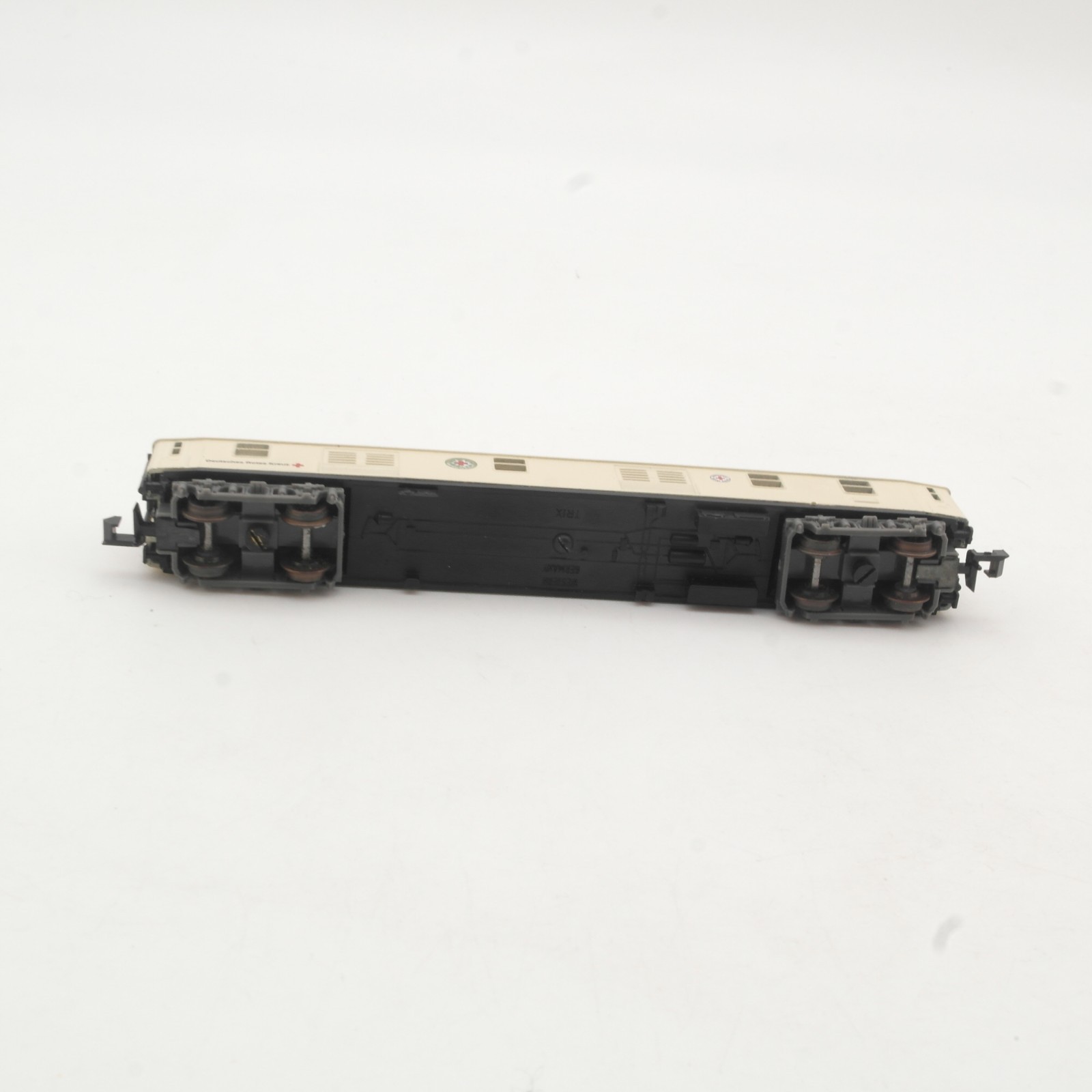 Minitrix N Güterwagen Deutsches Rotes Kreuz, siehe Foto RR5061 o. – Bild 5