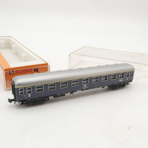 Minitrix N Personenwagen 1. Kl. 51 80 10-40201-5 der DB in EVP QR9968 – Bild 3