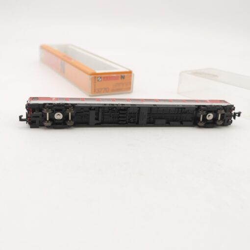 Minitrix N Personenwagen 2. Klasse 61 80 20-90 024-6 der DB in EVP RR2189 – Bild 4