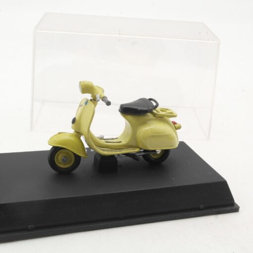 New Ray 1:32 Roller Vespa 125 (1960) in PC Box RR1374 – Bild 4