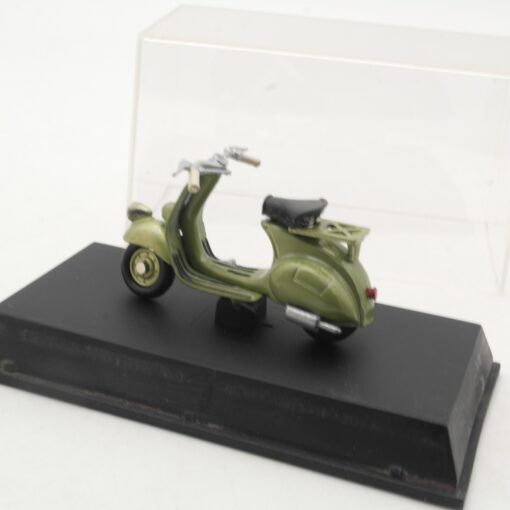 New Ray 1:32 Roller Vespa 125 (198) in PC Box RR1375 – Bild 5