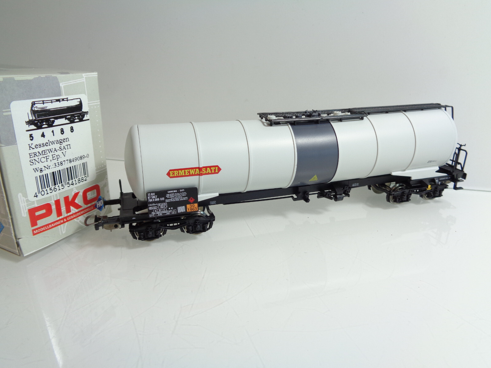 Piko H0 54188 Kesselwagen mit Bremserbühne Ermewa-Sati der SNCF in OVP JD6444