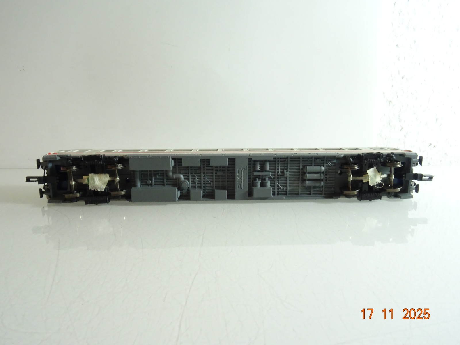 Piko H0 IC Personenwagen 2. Klasse 61 80 20-94 414-5 der DB RR4660 o. – Bild 4