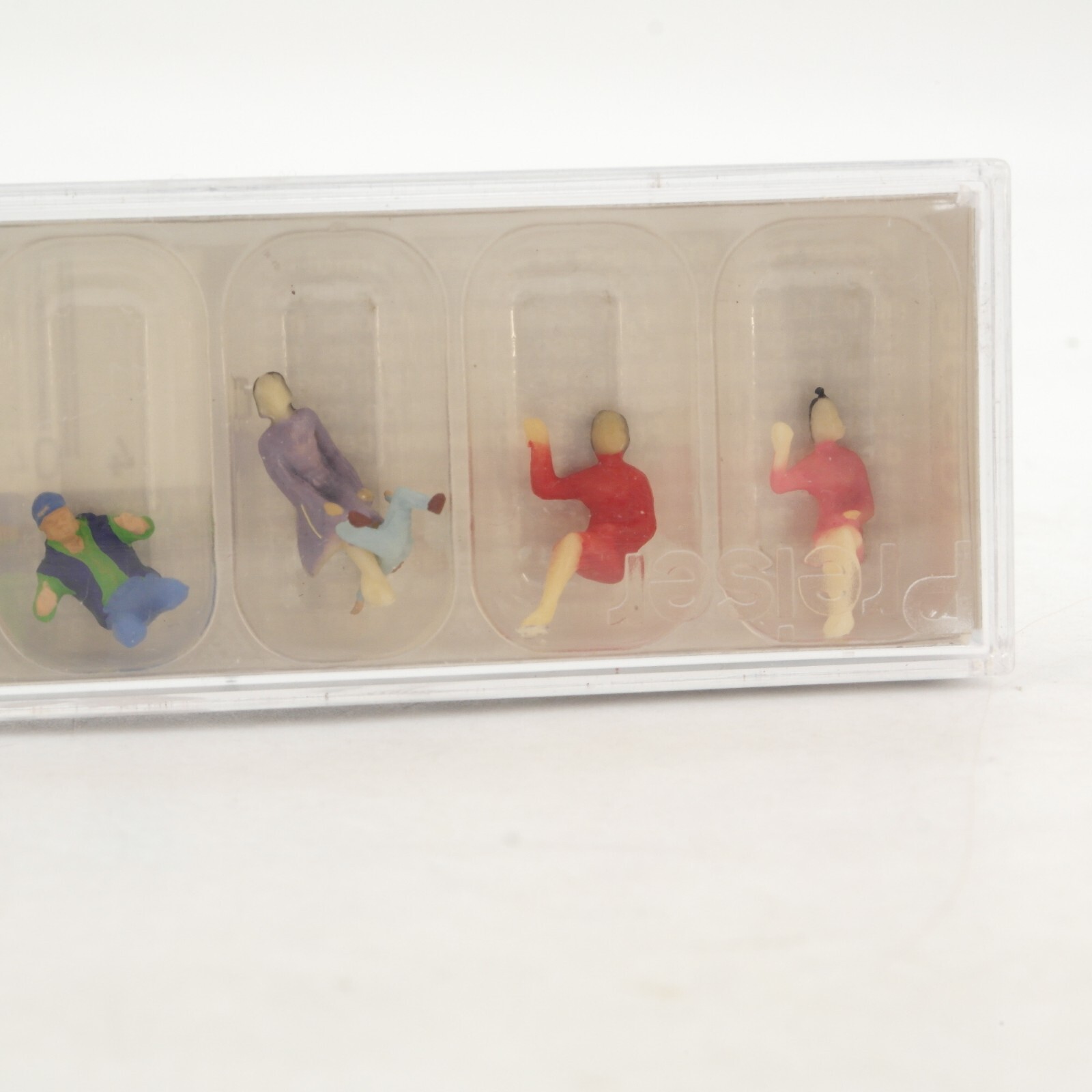 Preiser H0 10506 Sitzende Reisende in OVP RG7481 – Bild 4