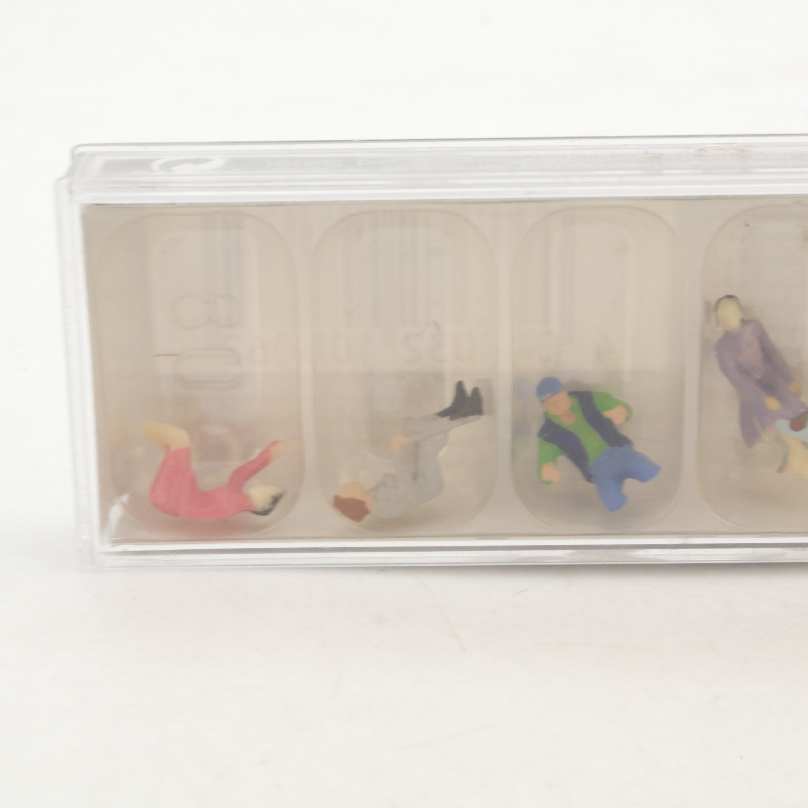 Preiser H0 10506 Sitzende Reisende in OVP RG7481 – Bild 5