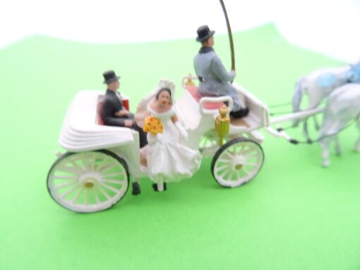 Preiser H0 Hochzeitskutsche mit Brautpaar, siehe Foto RR1675 o. – Bild 4