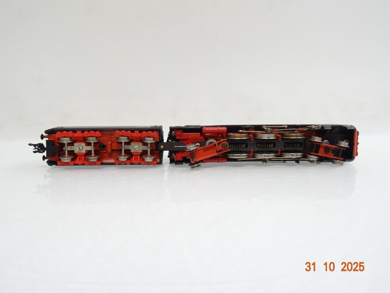 Rivarossi N 2193 Dampflok BR 10 001 Stromlinie der DB JL3972 o. – Bild 6