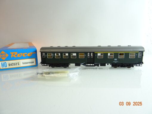 Roco H0 04252S Umbauwagen 1./ 2.Kl.der DB mit Licht in OVP BH134