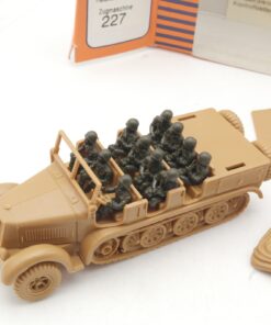 Roco Minitanks 1:87 227 Halbketten Zugmaschine mit Soldaten in OVP RR805