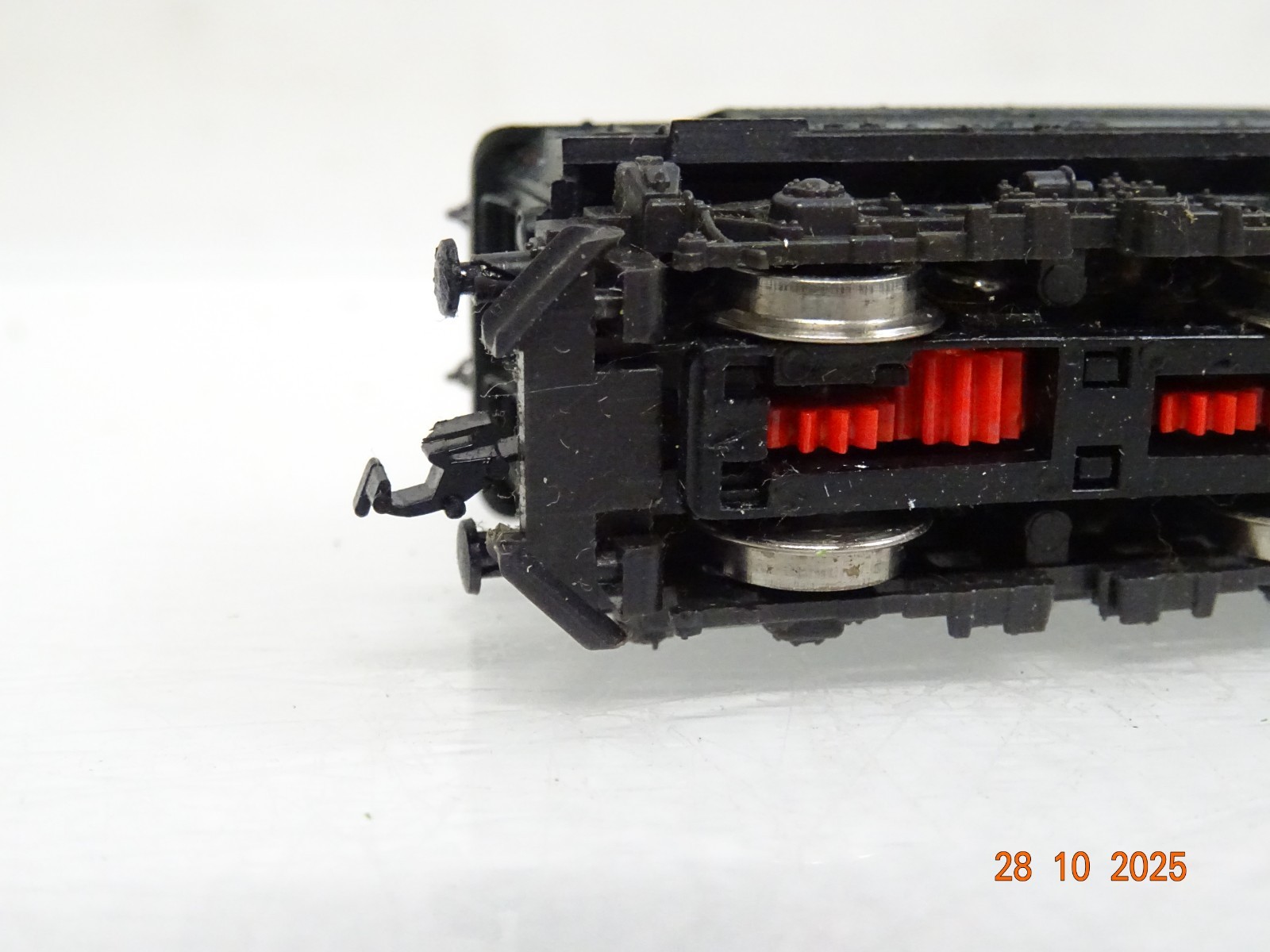 Roco N 02154S E-Lok BR 144 509-7 der DB JL3961 o. – Bild 5