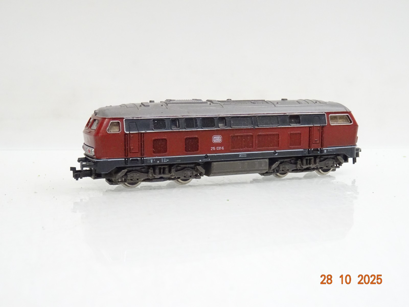 Roco N 2150 Diesellok BR 215 031-6 der DB JL3944 o.