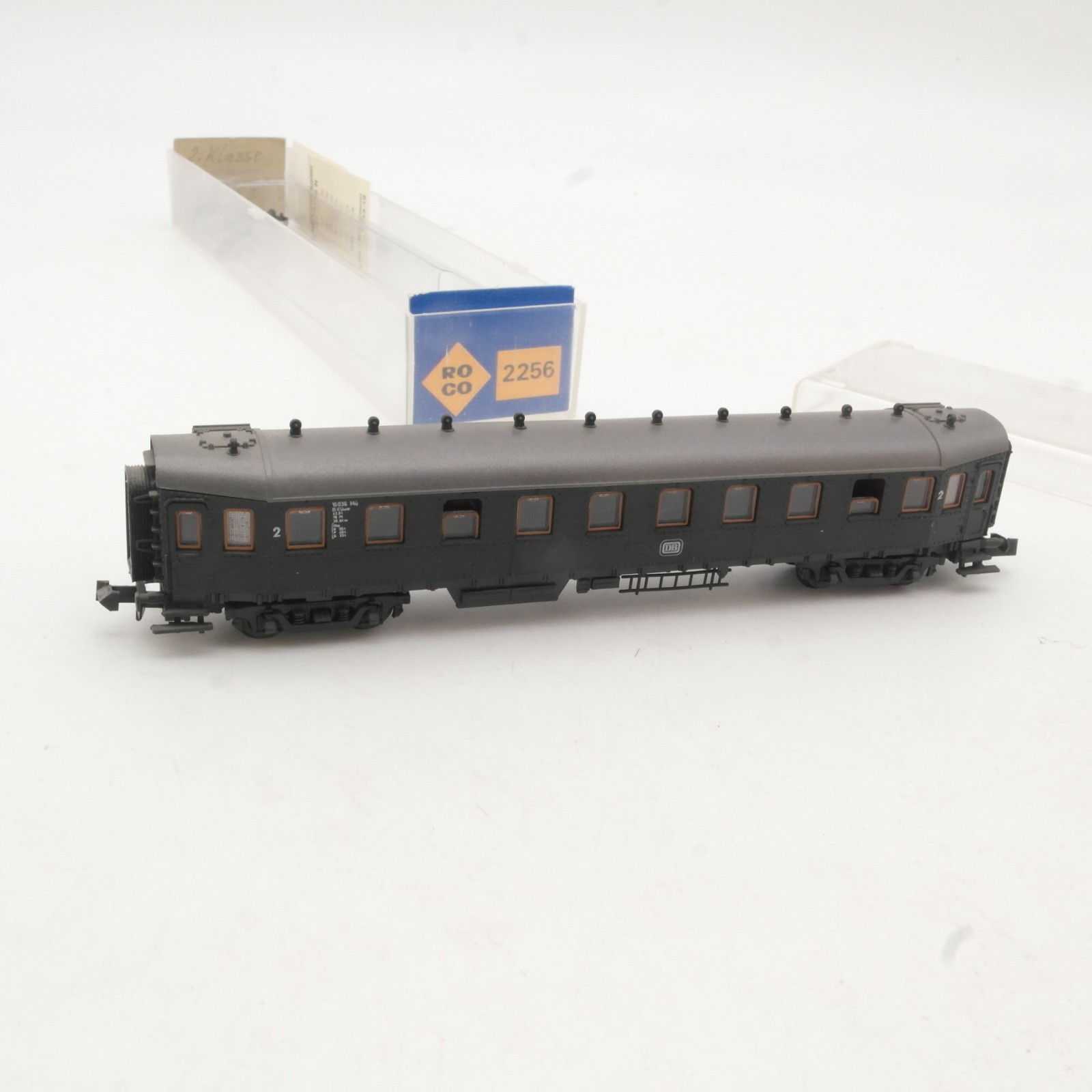Roco N 2256 Personenwagen 2. Klasse der DB in OVP RR5751