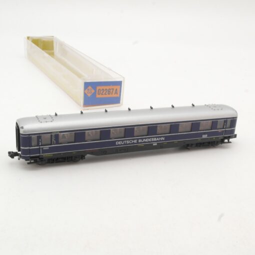 Roco N Personenwagen 1./2. Klasse der Deutschen Bundesbahn in EVP RR488