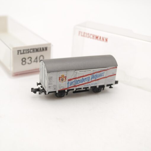 Roco N gedeckter Güterwagen Fürstenberg Pilsener der DB in EVP RR2153 – Bild 3