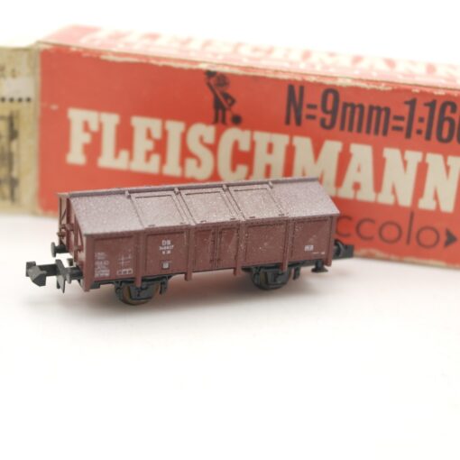 Roco N gedeckter Güterwagen der DB in EVP RR2224