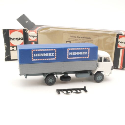 Roskopf 1:87 Saurer Pritschen LKW Henniez in EVP RR648 – Bild 3