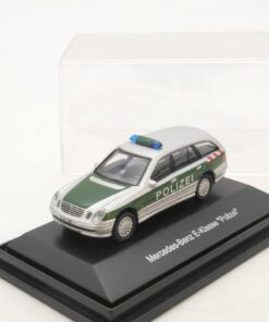 Schuco 1:87 Mercedes-Benz E-Klasse Polizei in PC Box RG7323