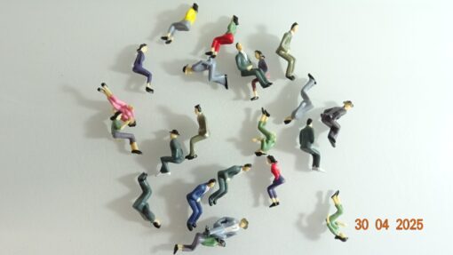Spur G Reisende / sitzende Figuren 22 Stück siehe Foto CK7914 o. – Bild 3