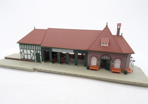 Spur H0 Bahnhof / Gebäude ca. 38 x 13 aus Anlagenrückbau, siehe Bilder RR347 o. – Bild 4