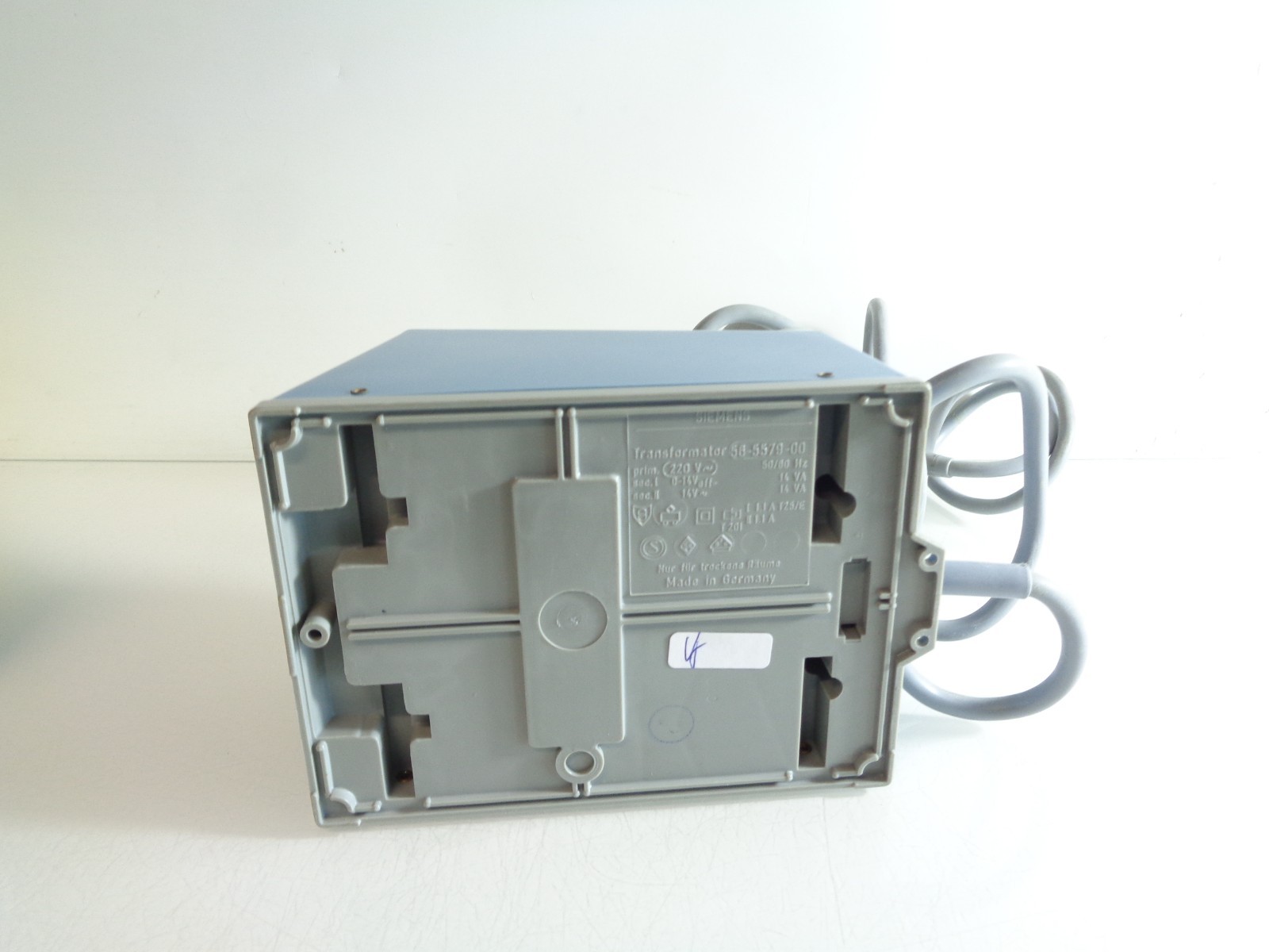 Trix 56-5579-00 Transformator 50/60 Hz 220 V siehe Foto in OVP PK1827 – Bild 4