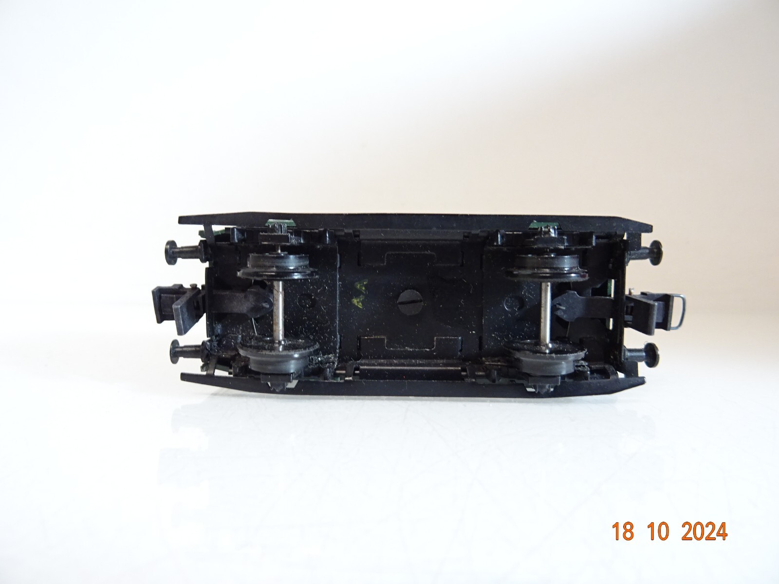 Trix Express H0 Güterzuggepäckwagen der DB in EVP PR3333 – Bild 4