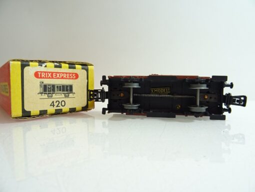Trix H0 420 AC gedeckter Güterwagen mit Bremserhaus der DB in OVP PR838 – Bild 4