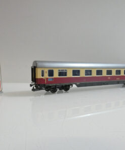 Trix? H0 Personenwagen 1. Klasse  der DB in OVP AR3048
