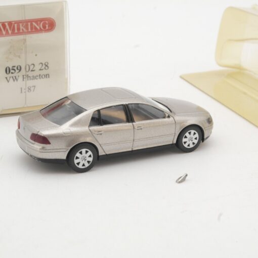 Wiking 1:87 059 02 28 VW Phaeton metallic in OVP QR6942 – Bild 3