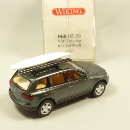 Wiking 1:87 0600229 VW Touareg mit Surfbrett metallic in OVP EX5861 – Bild 3