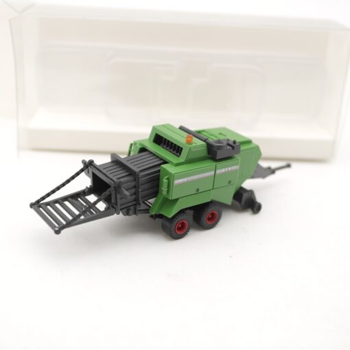 Wiking 1:87 3960228 Quaderballenpresse Fendt 1290 S in OVP RR1707