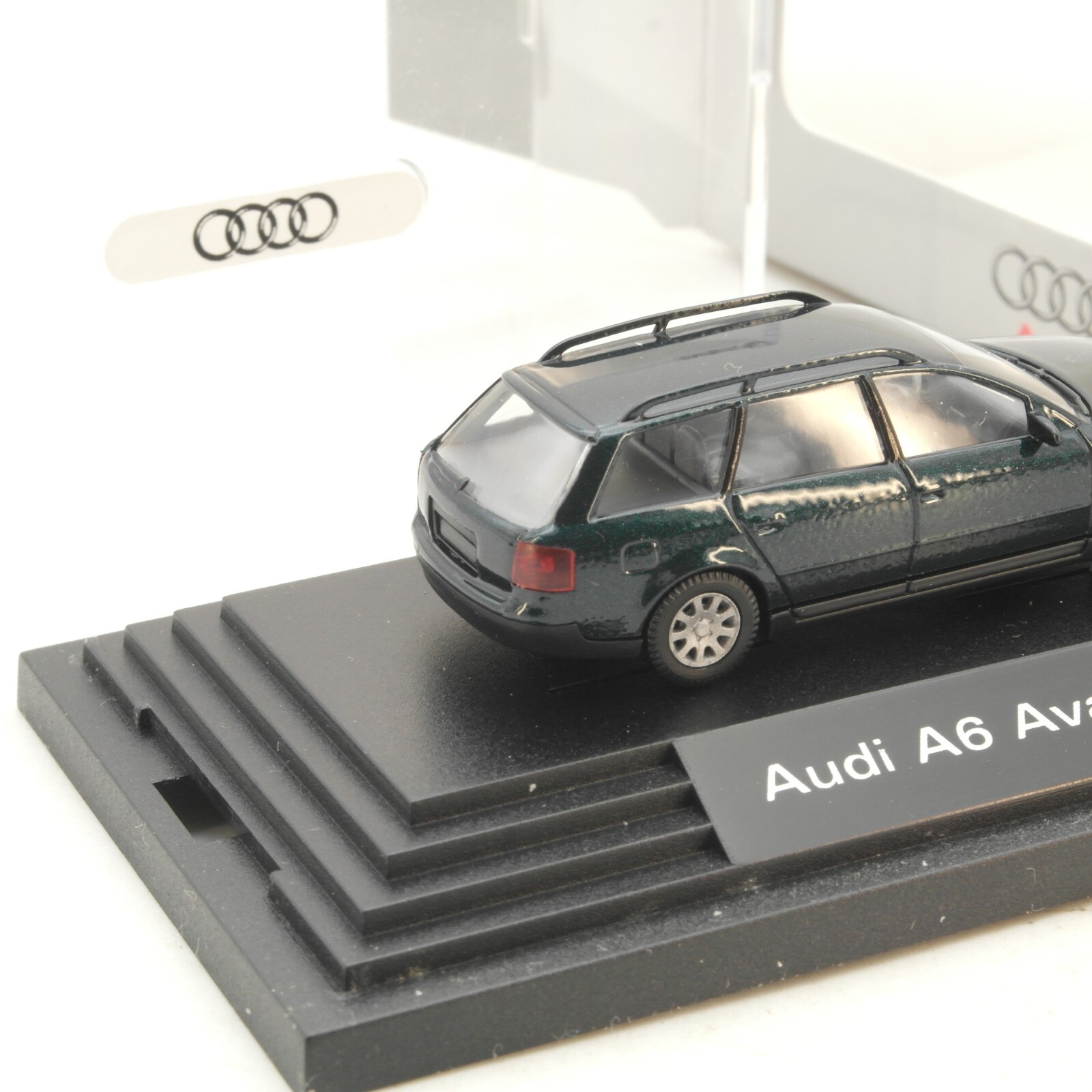 Wiking 1:87 Webemodell Audi A6 Avant in OVP RG4459 – Bild 3
