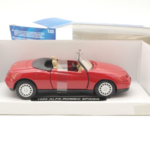 XToys 1:32 1995 Alfa Romeo Spider mit Rückziehmotor in OVP QR7125